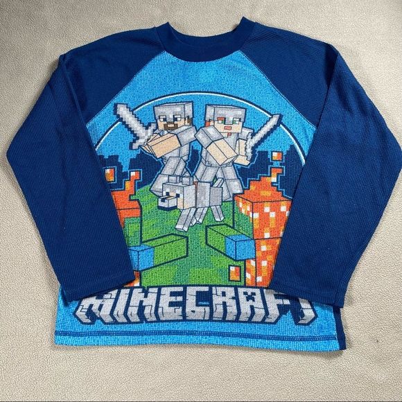 Boys medium & 10/12 pj shirts, Minecraft & Star Wars. All about same size - Picture 3 of 12